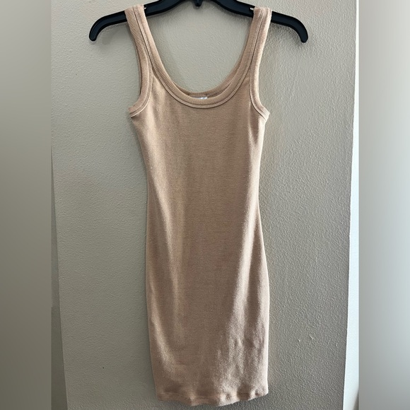 EUC Fashion Nova ribbed body con dress size XS - Picture 2 of 8